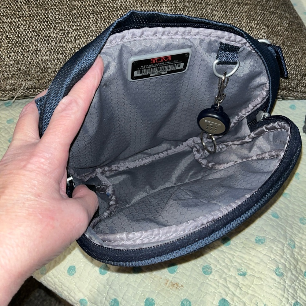 TUMI Men's Waist Bag - Picture 9 of 13